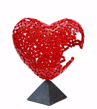 Amour amour - Sculpture en acier – 35 x 28 x 14 cm