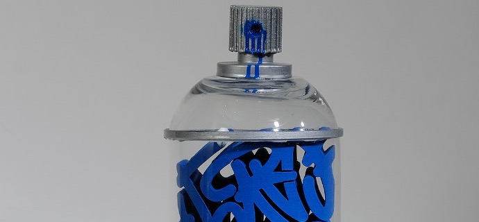 Blue Spray Can - 58 x 20 cm - Sculpture en verre et en résine